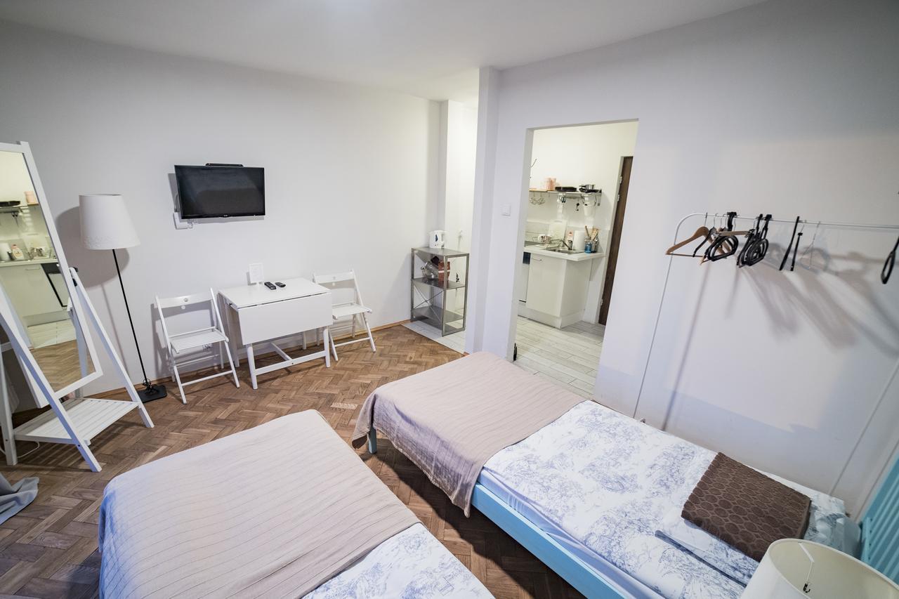 Koro De Varsovio - Apartament Ciasna 10 Exteriér fotografie